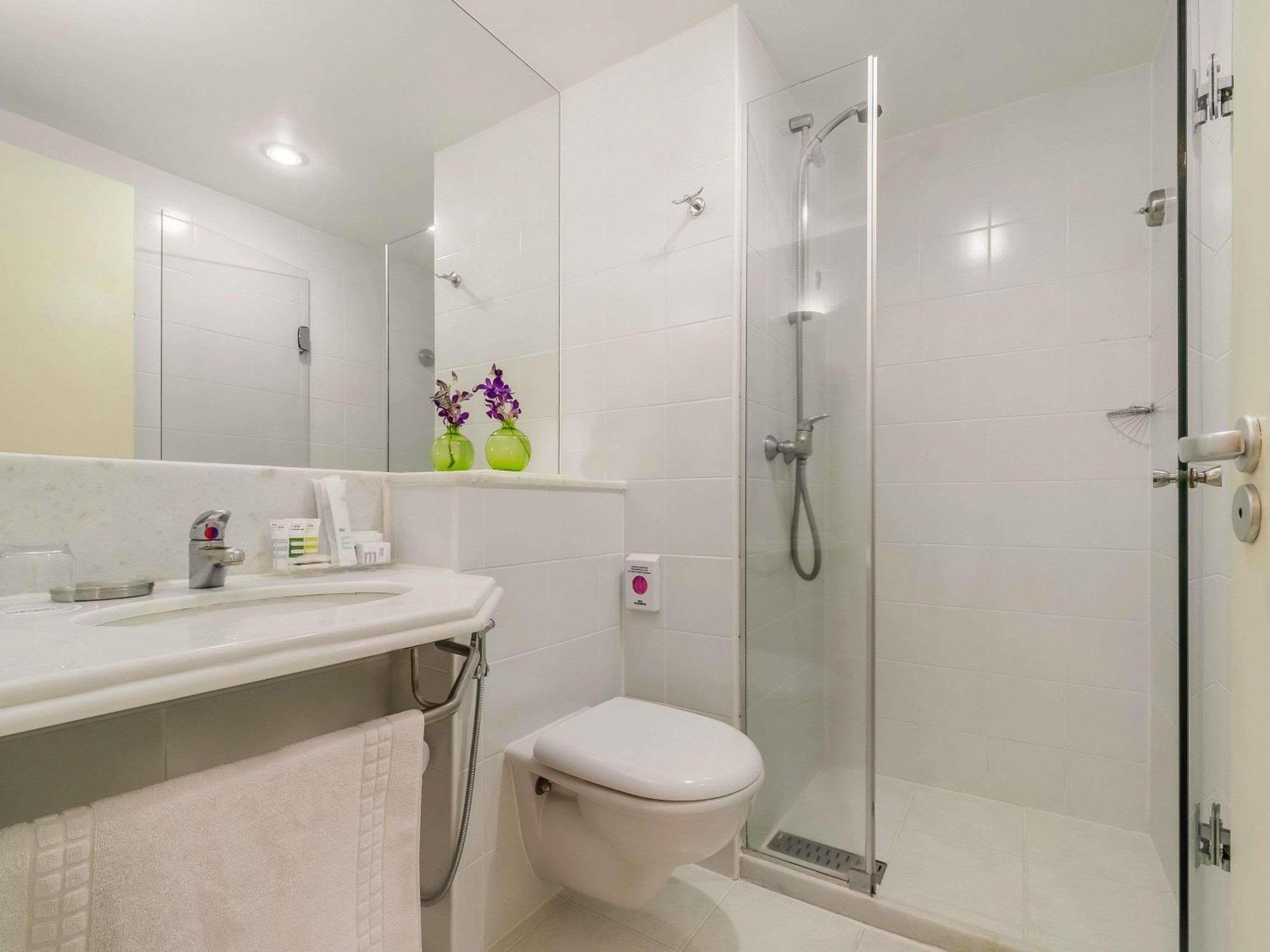 Standard room with Two twin beds and One sofa bed,1730008522:JPEG