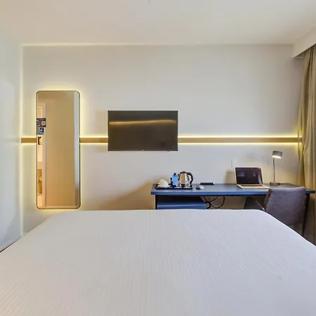 Hampton by Hilton Guarulhos Airport-3